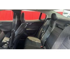 Volvo S60 SEDAN 2.0 B4 P CORE AUTOMATICO 197CV 4P de 2024 con 35.719 Km por 34.900 EUR. en Sevilla
