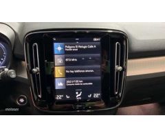 Volvo XC40 TODOTERRENO 1.5 T4 PHEV RECHARGE PLUS DARK DCT 211 5P de 2023 con 11.000 Km por 35.900 EU