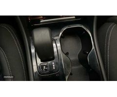 Volvo XC40 TODOTERRENO 1.5 T4 PHEV RECHARGE PLUS DARK DCT 211 5P de 2023 con 11.000 Km por 35.900 EU