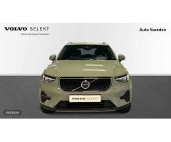Volvo XC40 2.0 B3 CORE AUTO 5P de 2024 con 34.342 Km por 33.700 EUR. en Valencia