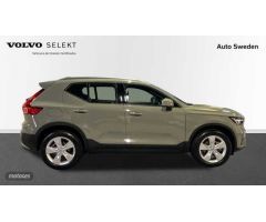 Volvo XC40 2.0 B3 CORE AUTO 5P de 2024 con 34.342 Km por 33.700 EUR. en Valencia
