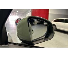 Volvo XC40 2.0 B3 CORE AUTO 5P de 2024 con 34.342 Km por 33.700 EUR. en Valencia