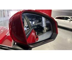 Volvo XC40 2.0 B3 CORE AUTO 5P de 2024 con 24.385 Km por 33.700 EUR. en Valencia
