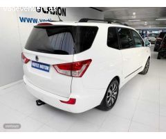 Ssangyong Rodius LIMITED AWD AUTOMATICO de 2016 con 1.000 Km por 18.500 EUR. en Guipuzcoa