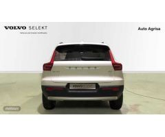 Volvo XC40 2.0 B3 ESSENTIAL AUTO 163 5P de 2024 con 1 Km por 36.500 EUR. en La Rioja