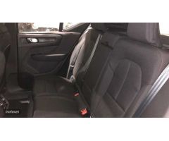 Volvo XC40 2.0 B3 ESSENTIAL AUTO 163 5P de 2024 con 1 Km por 36.500 EUR. en La Rioja