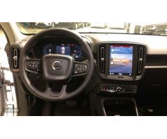 Volvo XC40 2.0 B3 ESSENTIAL AUTO 163 5P de 2024 con 1 Km por 36.500 EUR. en La Rioja