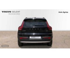 Volvo XC40 2.0 B3 ESSENTIAL AUTO 163 5P de 2024 con 1 Km por 36.500 EUR. en La Rioja