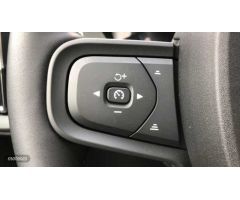 Volvo XC40 2.0 B3 ESSENTIAL AUTO 163 5P de 2024 con 1 Km por 36.500 EUR. en La Rioja