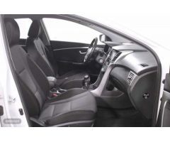 Hyundai i30 1.4 MPI BD Tecno 100 de 2015 con 86.684 Km por 10.900 EUR. en Barcelona