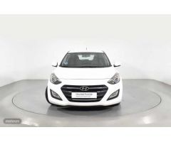 Hyundai i30 1.4 MPI BD Tecno 100 de 2015 con 86.684 Km por 10.900 EUR. en Barcelona