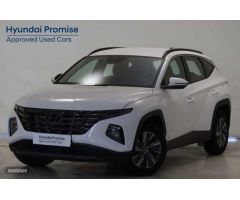 Hyundai Tucson 1.6 TGDI Maxx 4x2 de 2024 con 18.111 Km por 25.900 EUR. en Granada