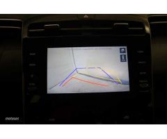 Hyundai Tucson 1.6 TGDI Maxx 4x2 de 2024 con 18.111 Km por 25.900 EUR. en Granada
