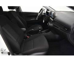Hyundai i20 1.2 MPI Klass de 2024 con 13.921 Km por 17.590 EUR. en Asturias