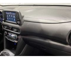 Hyundai Kona 1.0 TGDI Klass 4x2 de 2018 con 75.000 Km por 14.500 EUR. en Barcelona