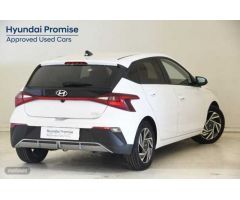Hyundai i20 1.2 MPI Klass de 2024 con 17.391 Km por 18.200 EUR. en Barcelona