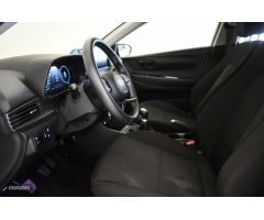 Hyundai i20 1.2 MPI Klass de 2024 con 17.391 Km por 18.200 EUR. en Barcelona