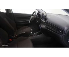 Hyundai Bayon 1.2 MPI Klass de 2024 con 16.471 Km por 18.250 EUR. en Baleares