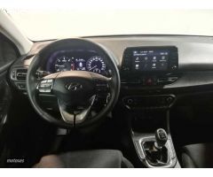 Hyundai i30 1.6CRDi Klass 48V 136 de 2021 con 46.689 Km por 17.990 EUR. en Madrid