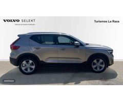 Volvo XC40 TODOTERRENO 1.5 T2 CORE AUTOMATICO 129CV 5P de 2024 con 19.701 Km por 31.900 EUR. en Sevi