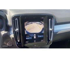 Volvo XC40 TODOTERRENO 1.5 T2 CORE AUTOMATICO 129CV 5P de 2024 con 19.701 Km por 31.900 EUR. en Sevi