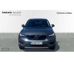 Volvo XC40 TODOTERRENO 2.0 D3 MOMENTUM 150 CV 5P de 2019 con 109.799 Km por 22.500 EUR. en Sevilla