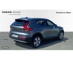 Volvo XC40 TODOTERRENO 2.0 D3 MOMENTUM 150 CV 5P de 2019 con 109.799 Km por 22.500 EUR. en Sevilla