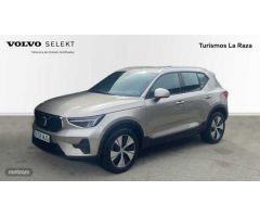 Volvo XC40 TODOTERRENO 1.5 T2 CORE AUTOMATICO 129CV 5P de 2023 con 28.352 Km por 31.900 EUR. en Sevi