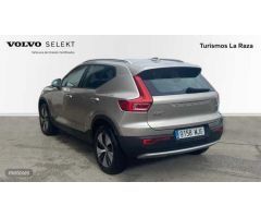 Volvo XC40 TODOTERRENO 1.5 T2 CORE AUTOMATICO 129CV 5P de 2023 con 28.352 Km por 31.900 EUR. en Sevi