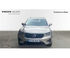 Volvo XC40 TODOTERRENO 1.5 T2 CORE AUTOMATICO 129CV 5P de 2023 con 28.352 Km por 31.900 EUR. en Sevi