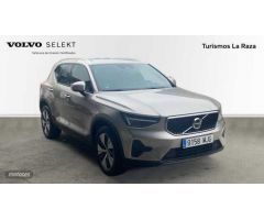 Volvo XC40 TODOTERRENO 1.5 T2 CORE AUTOMATICO 129CV 5P de 2023 con 28.352 Km por 31.900 EUR. en Sevi