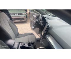 Volvo XC40 TODOTERRENO 1.5 T2 CORE AUTOMATICO 129CV 5P de 2023 con 28.352 Km por 31.900 EUR. en Sevi