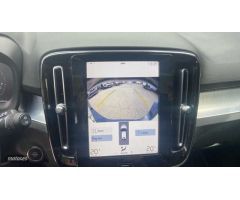 Volvo XC40 TODOTERRENO 1.5 T2 CORE AUTOMATICO 129CV 5P de 2023 con 28.352 Km por 31.900 EUR. en Sevi