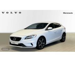 Volvo V 40 2.0 T2 R-DESIGN 122 CV de 2018 con 56.489 Km por 20.800 EUR. en A Coruna