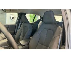 Volvo XC40 T3 156 CV de 2018 con 88.758 Km por 24.900 EUR. en A Coruna