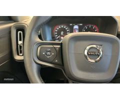 Volvo XC40 T3 156 CV de 2018 con 88.758 Km por 24.900 EUR. en A Coruna