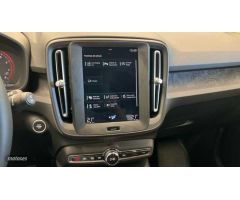 Volvo XC40 T3 156 CV de 2018 con 88.758 Km por 24.900 EUR. en A Coruna