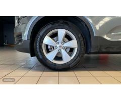 Volvo XC40 T3 156 CV de 2018 con 88.758 Km por 24.900 EUR. en A Coruna