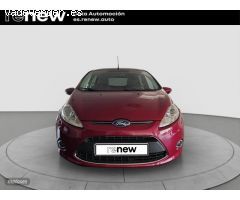 Ford Fiesta 1.6 TITANIUM 95CV de 2012 con 150.000 Km por 6.990 EUR. en Madrid