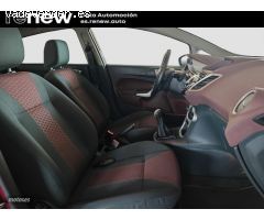 Ford Fiesta 1.6 TITANIUM 95CV de 2012 con 150.000 Km por 6.990 EUR. en Madrid