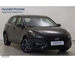Hyundai i30 1.5 DPI Klass SLX 81 kW (110 CV) de 2022 con 14.553 Km por 17.490 EUR. en Guadalajara