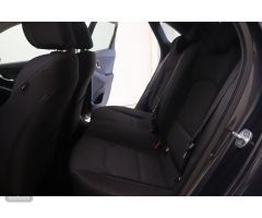 Hyundai i30 1.5 DPI Klass SLX 81 kW (110 CV) de 2022 con 14.553 Km por 17.490 EUR. en Guadalajara