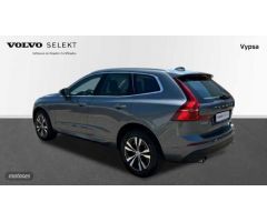 Volvo XC 60 2.0 B4 D MOMENTUM PRO AUTO 197 5P de 2021 con 106.848 Km por 31.500 EUR. en Cordoba