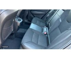 Volvo XC 60 2.0 B4 D MOMENTUM PRO AUTO 197 5P de 2021 con 106.848 Km por 31.500 EUR. en Cordoba