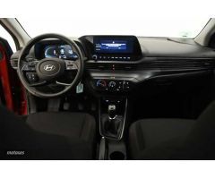 Hyundai Bayon 1.2 MPI Klass de 2024 con 14.140 Km por 17.990 EUR. en Madrid
