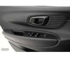 Hyundai Bayon 1.2 MPI Klass de 2024 con 14.140 Km por 17.990 EUR. en Madrid