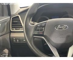 Hyundai Tucson 2.0 CRDI 136CV Tecno Sky de 2016 con 120.400 Km por 16.990 EUR. en Cadiz