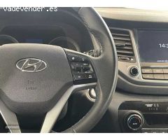 Hyundai Tucson 2.0 CRDI 136CV Tecno Sky de 2016 con 120.400 Km por 16.990 EUR. en Cadiz
