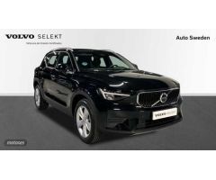 Volvo XC40 2.0 B3 CORE AUTO 5P de 2024 con 31.024 Km por 33.700 EUR. en Valencia