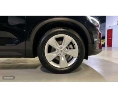Volvo XC40 2.0 B3 CORE AUTO 5P de 2024 con 31.024 Km por 33.700 EUR. en Valencia